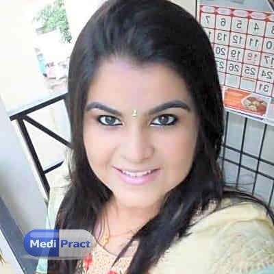 Dr. Akshaya Mirchandani Profile Picture