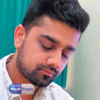 Dr. Ambar Karwal Profile Picture