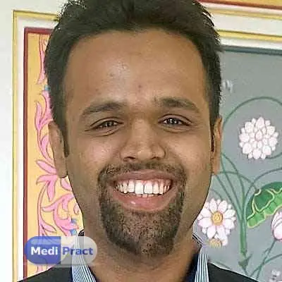 Dr. Aarjav Naik Profile Picture
