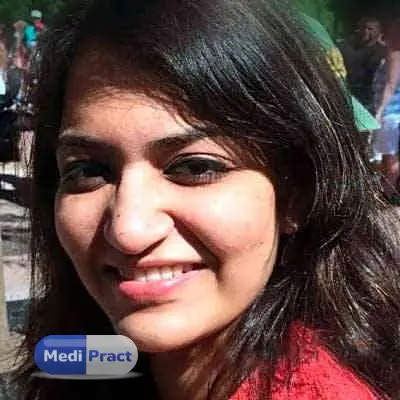 Dr. Aastha Gandhi Profile Picture