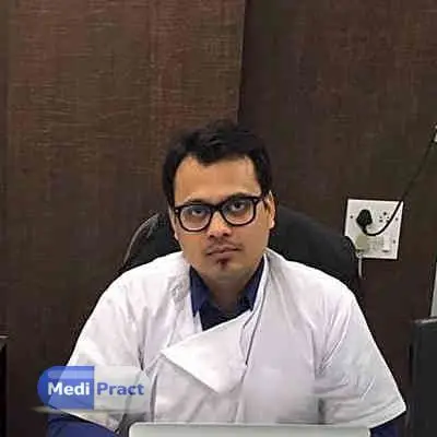 Dr. Akarshak Aggarwal Profile Picture