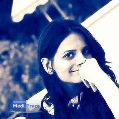 Dr. Ayushi Saxena Profile Picture