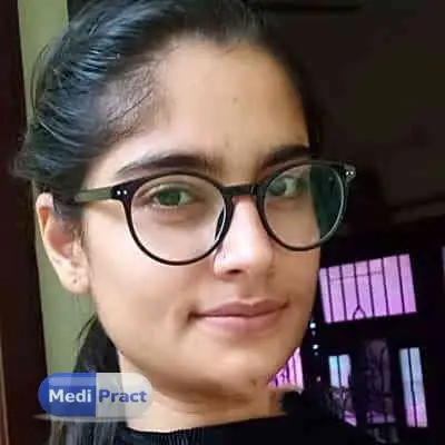 Dr. Deepa Manglani Profile Picture