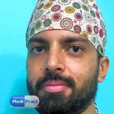 Dr. Deepanshu Gurnani Profile Picture