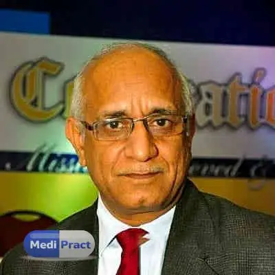 Dr. Dinesh Laroia Profile Picture
