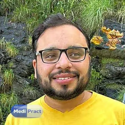 Dr. Dishu Setia Profile Picture