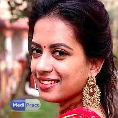 Dr. Ishita Sinha Profile Picture