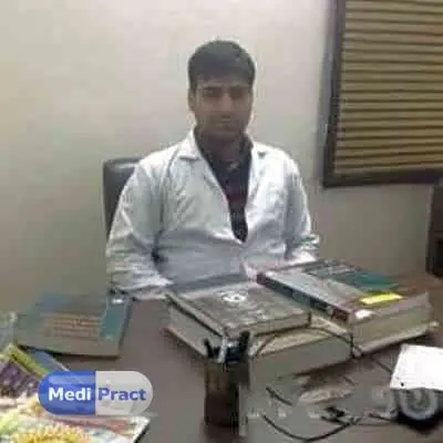 Dr. Karan Kapur Profile Picture