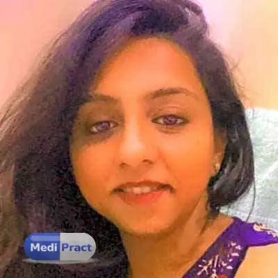 Dr. Komal Thakkar Profile Picture