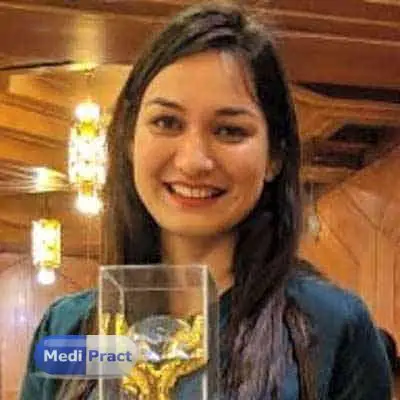 Dr. Monica Lohchab Profile Picture