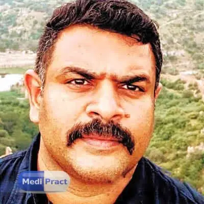 Dr. Naveen Yalamanchali Profile Picture
