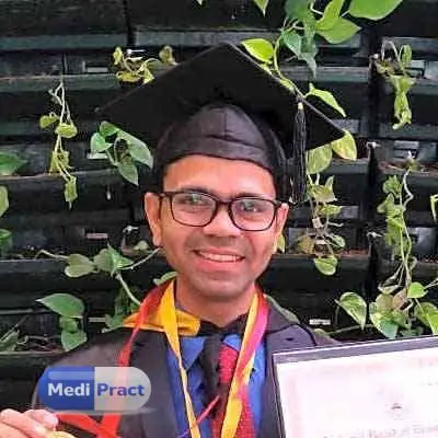 Dr. Nikunj Dadhaniya Profile Picture