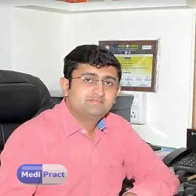 Dr. Nisarg Dharaiya Profile Picture