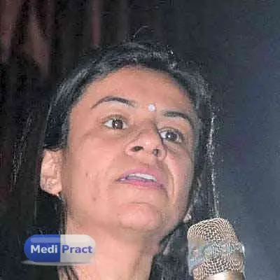Dr. Nisha Khanna Profile Picture