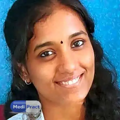 Dr. Oviya Manoharan Profile Picture