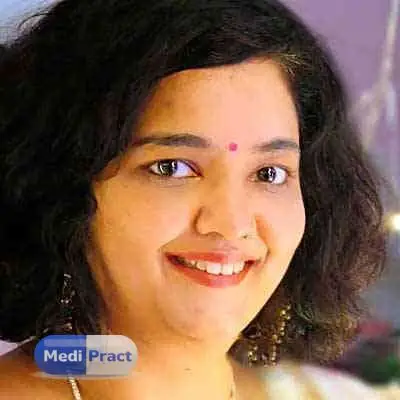 Dr. Pooja Pandey Tripathi Profile Picture