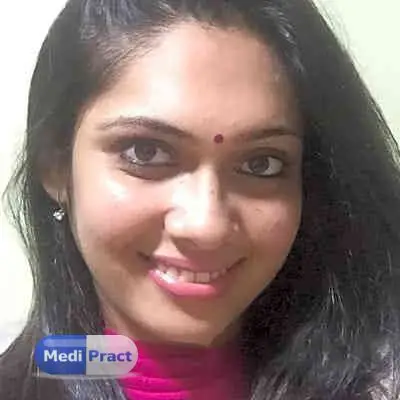 Dr. Poorva Pathak Profile Picture