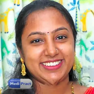 Dr. Purva Chaudhari Yelne Profile Picture