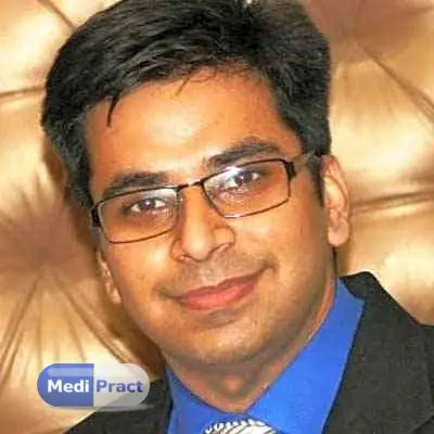 Dr. Raghav Takkar Profile Picture
