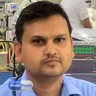 Dr. Rajesh Karwal Profile Picture