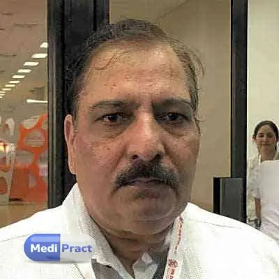 Dr. Randeo Kumar Tomar Profile Picture