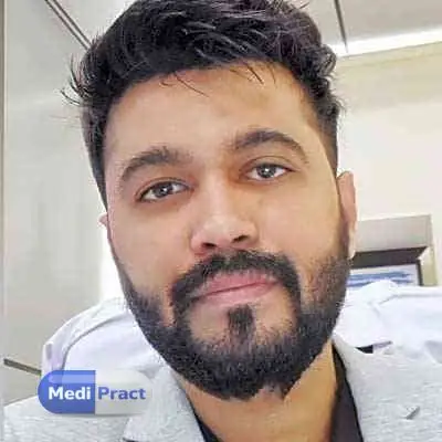 Dr. Rishabh Vyas Profile Picture