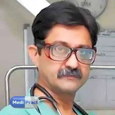 Dr. Saket Bhardwaj Profile Picture
