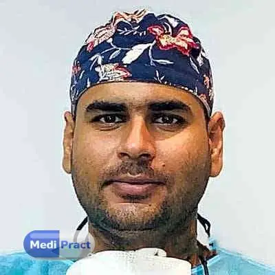 Dr. Saket Kashyap Profile Picture