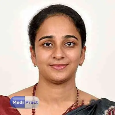 Dr. Sara Thomas Profile Picture