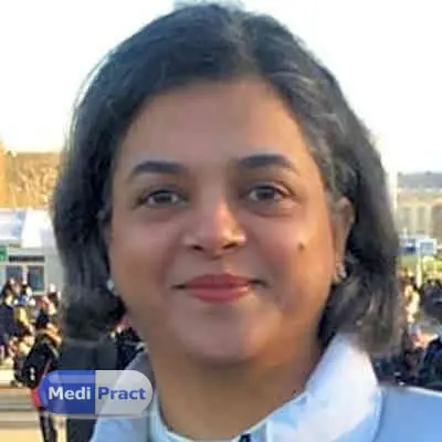 Dr. Simran Dewan Profile Picture