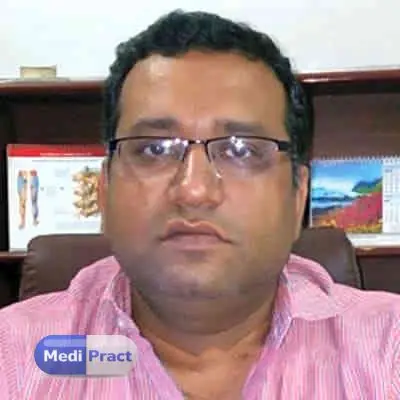 Dr. Vinit Pathak Profile Picture