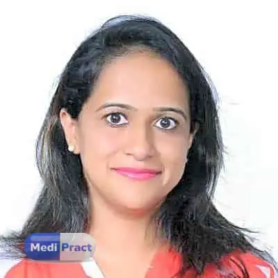 Dr. Zainab Safderi Profile Picture
