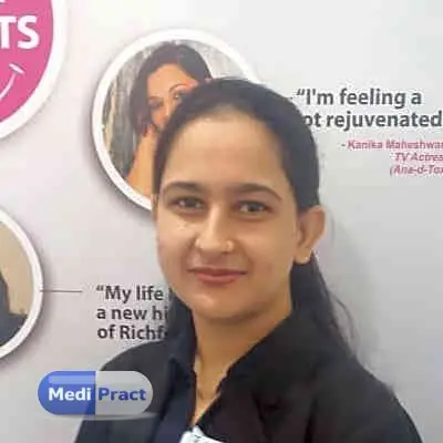 Dr. Zeenat Qureshi Profile Picture